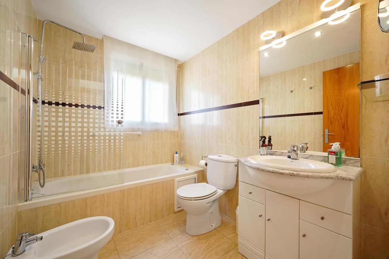 Hauzify I Apartament Mediterrani Miami Playa Exteriör bild